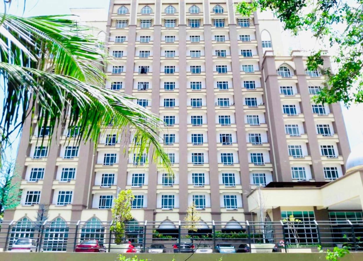 Royal Ville Studio Kota Bharu Extérieur photo